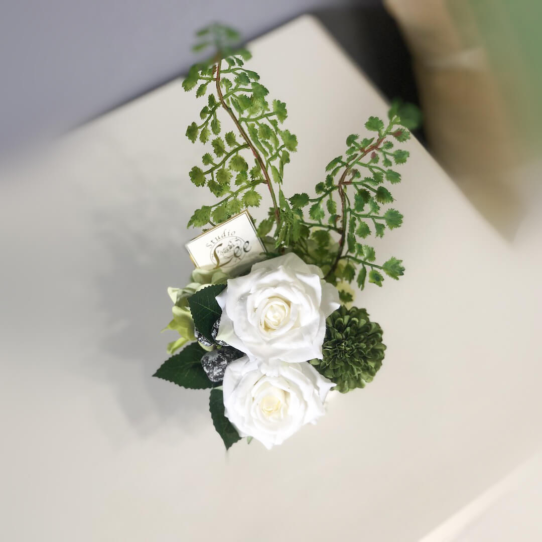 ホワイトローズミニアレンジ