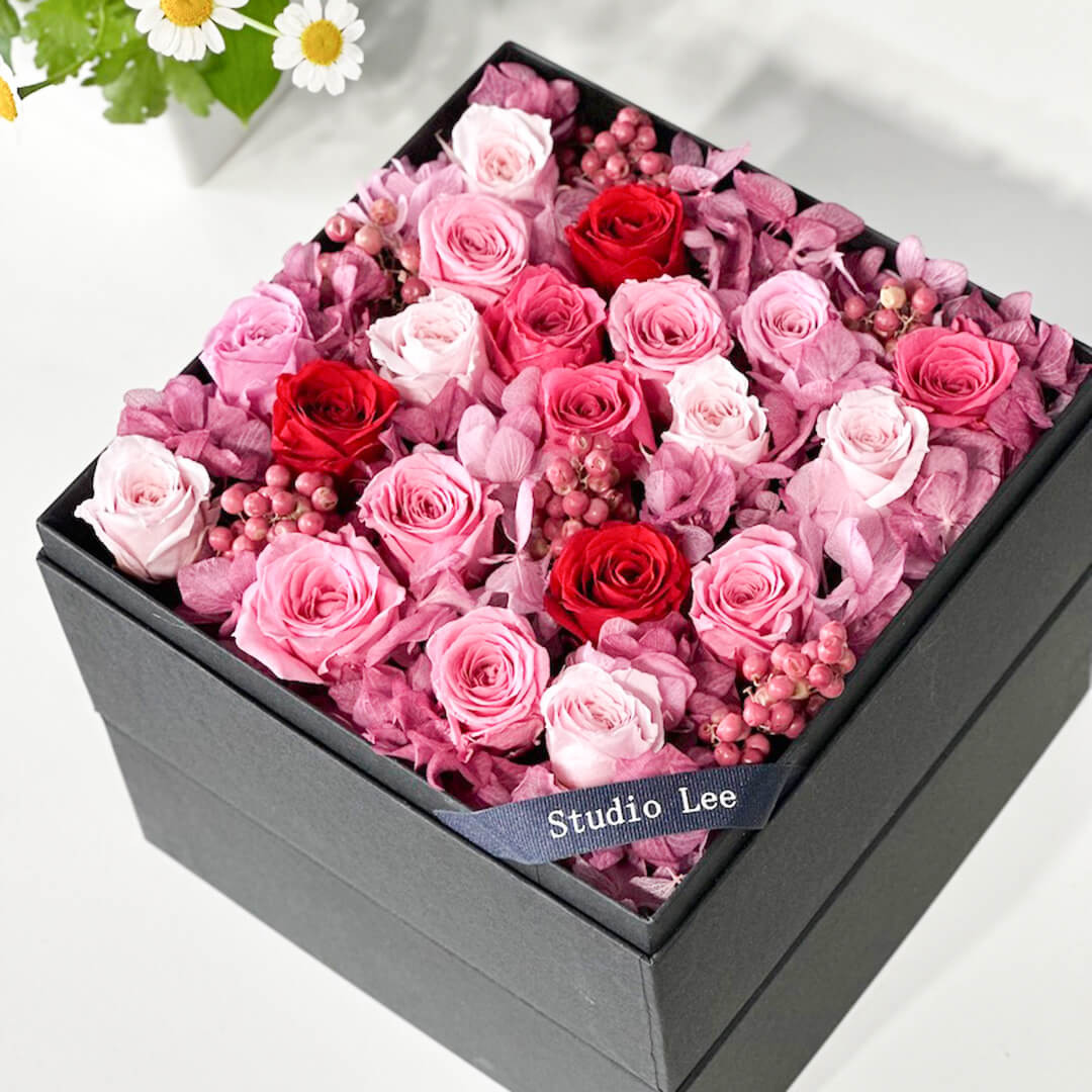 ブラックBOXピンク